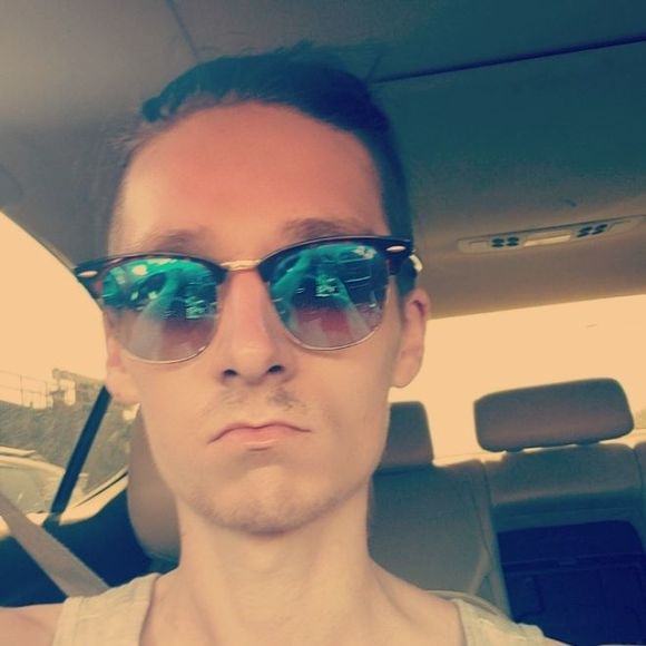 Meet your Posher, Jordan - Picture 1 of 1